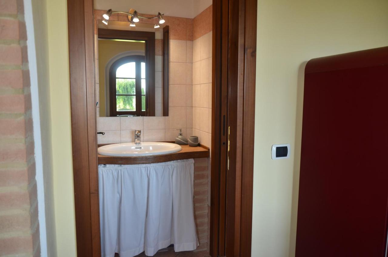 Agriturismo L'impero Santa Luce Esterno foto